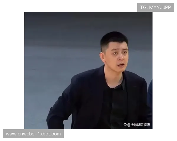 辽宁客战北京一回合遭三次技犯，杨鸣被驱逐成比赛转折点